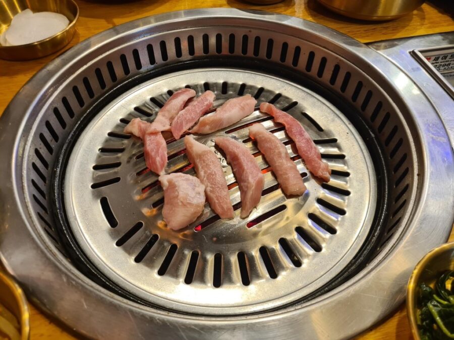 nado-korean-charcoal-bbq-restaurant-bangkok-tripatrek-travel