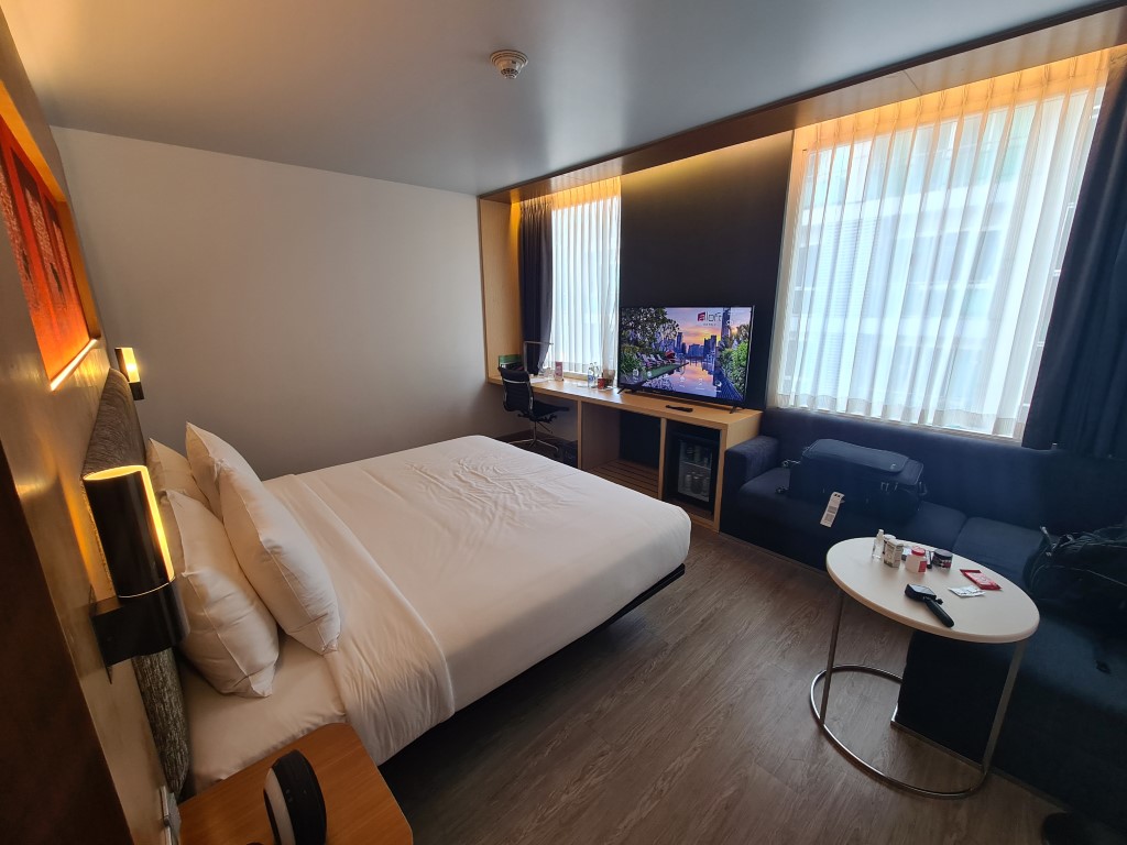 Aloft Hotel Soi 11 Sukhumvit Bangkok Hotel Review