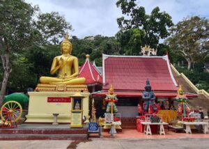 Wat Khao Takiab Hua Hin Temple